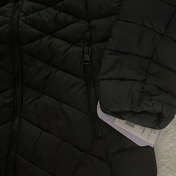 (NWT) Madden Girl Women's Hooded Packable Puffer Jacket in Black, Medium - Picture 10 of 13